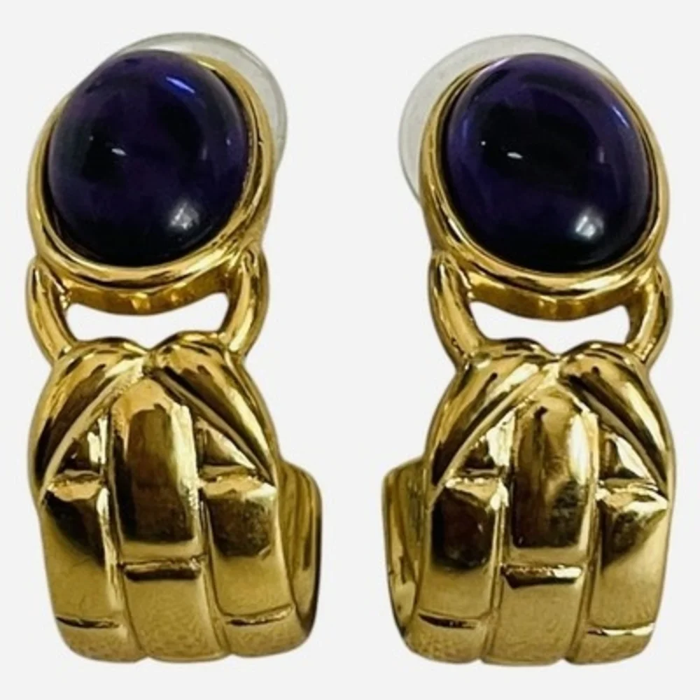 Trifari vintage gold
